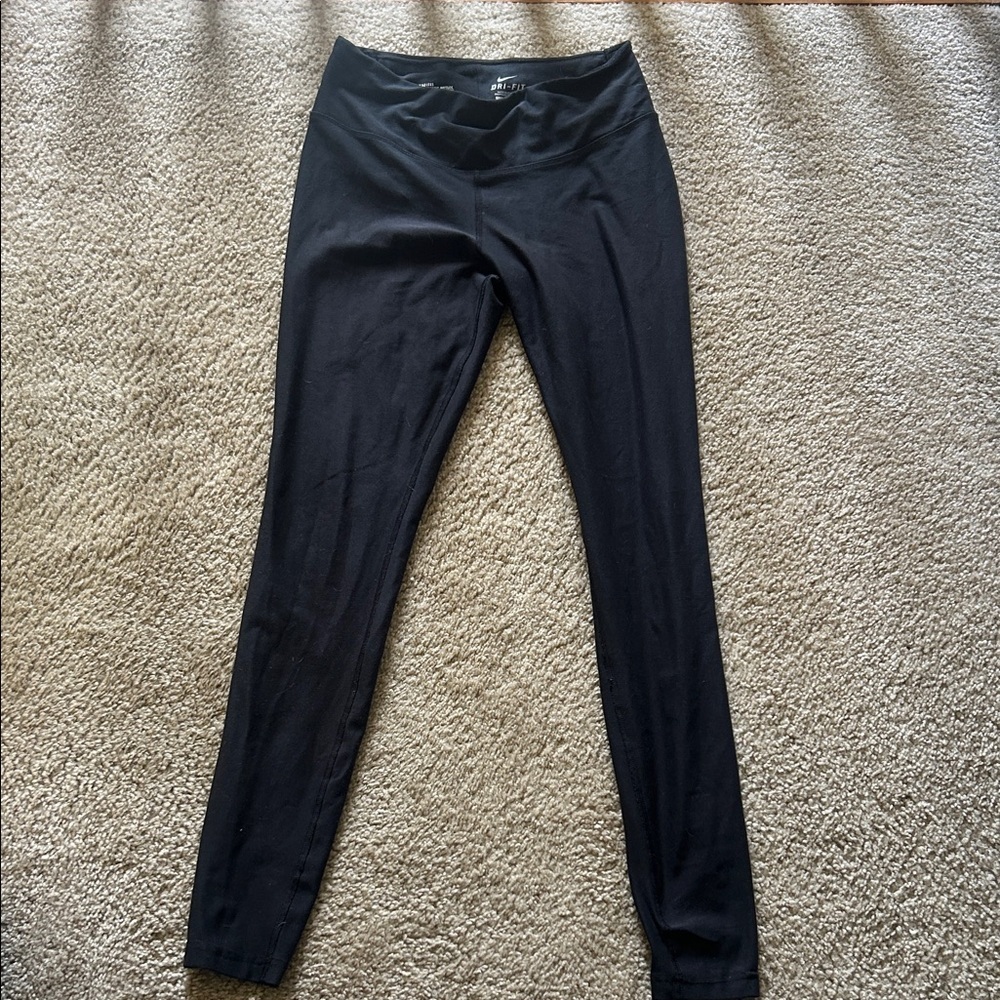 Nike Black Leggings – Women’s Athletic Tights, Workout Yoga Pants
